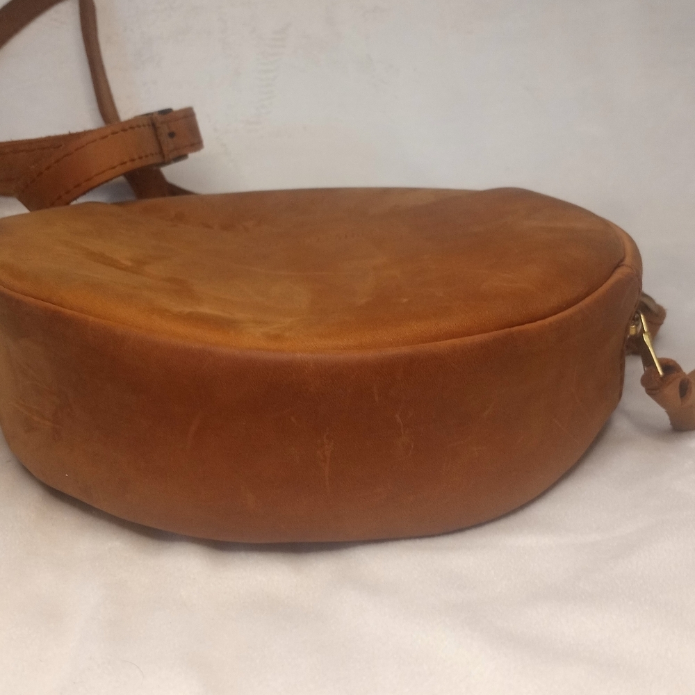 Portland Leather Company Almost Perfect Circle Suede Leather Crossbody Dakota 9” - Picture 9 of 12